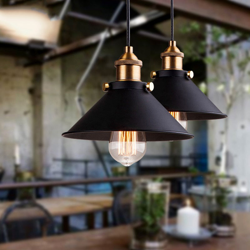 Rustic Iron LED Chandelier – American Countryside Style for Indoor Spaces