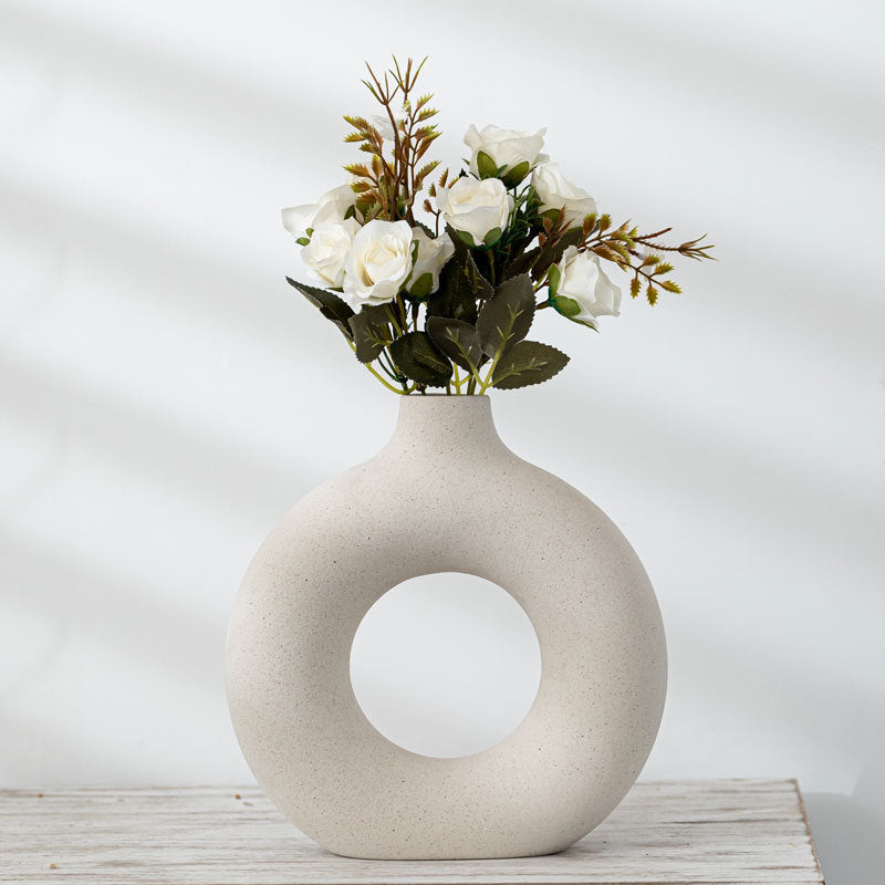 Minimalist Frosted Porcelain Vase – Unglazed Modern Decor Piece