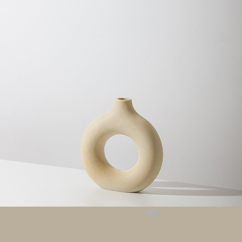 Minimalist Frosted Porcelain Vase – Unglazed Modern Decor Piece
