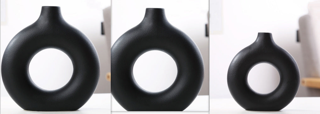 Minimalist Frosted Porcelain Vase – Unglazed Modern Decor Piece