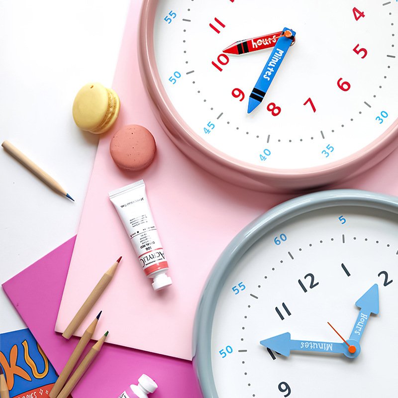 Ultra-quiet Decorative Wall Clock For Bedroom Household