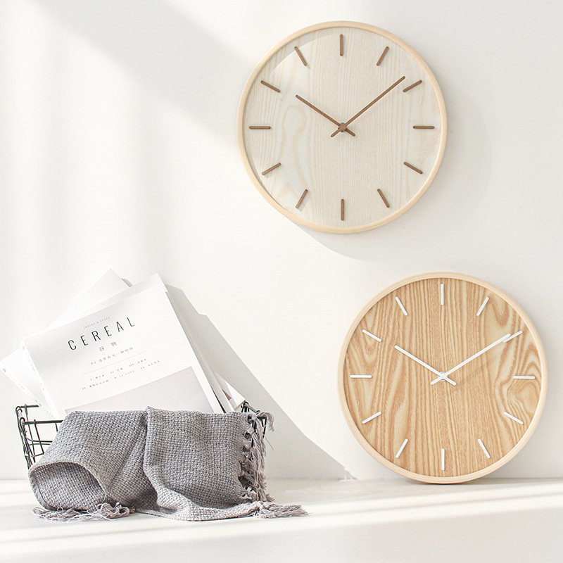 Simple Modern Decorative Wall Clock Wooden Quartz Clock Round Shape