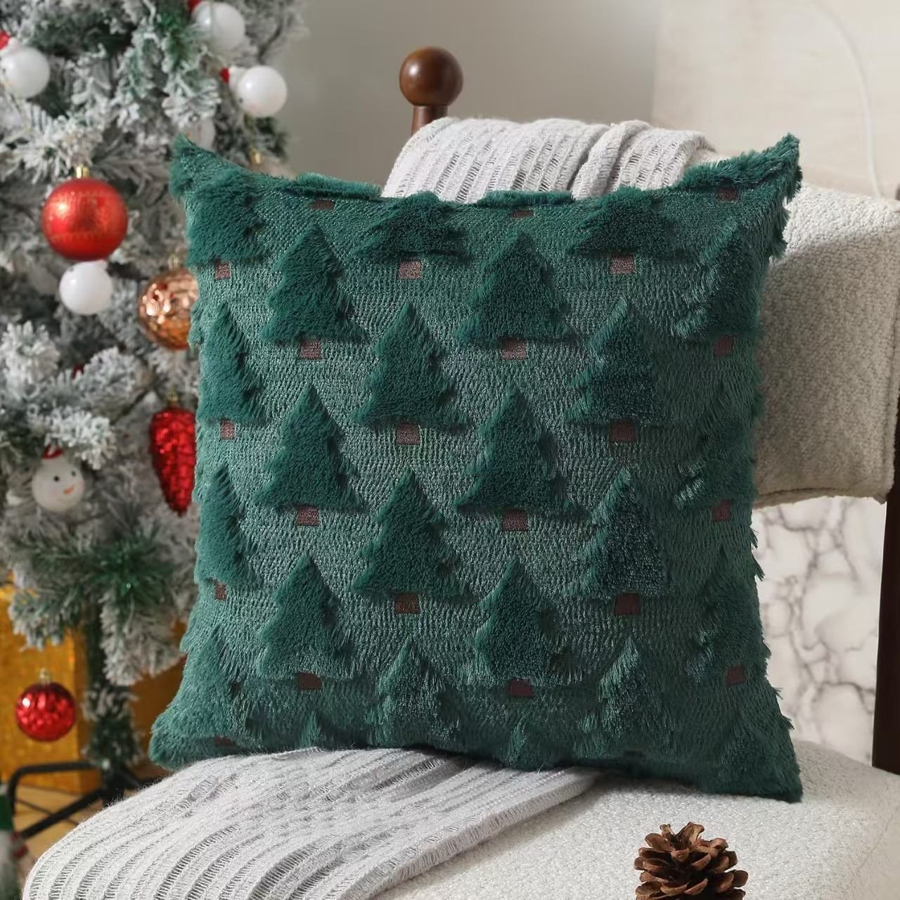 Christmas Tree Throw Pillow Cover 3D Plush Pine Tree Decorative Cushion Case, Farmhouse Winter Holiday Pillowcase For Sofa Couch Home Xmas Decor - Image 3